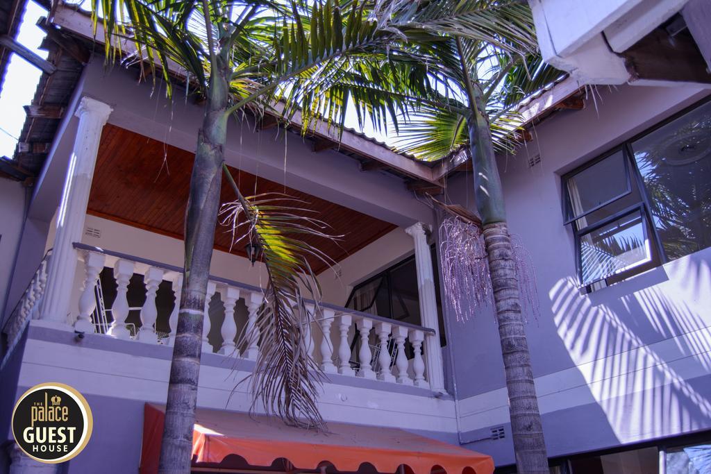 The Palace Guest House Хараре Екстериор снимка